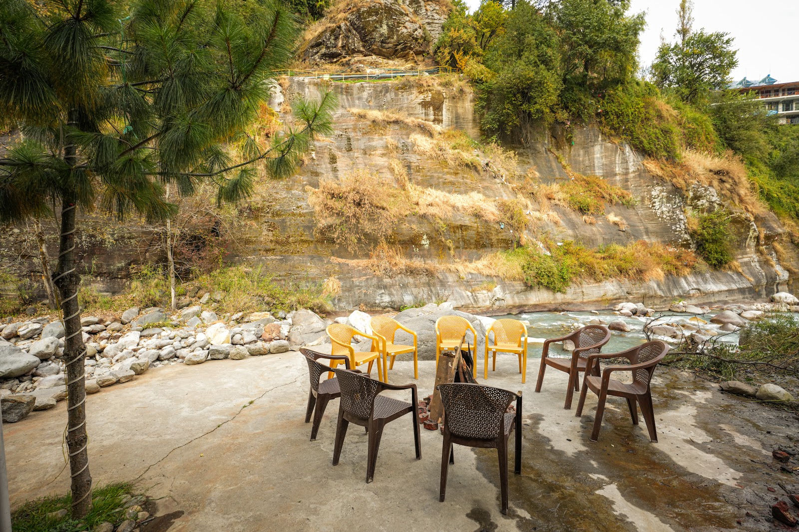 Hotel The Himalayan Stories - A Riverside Heaven Resort (Pure Vegetarian), Your next peaceful and offbeat stay in Manali