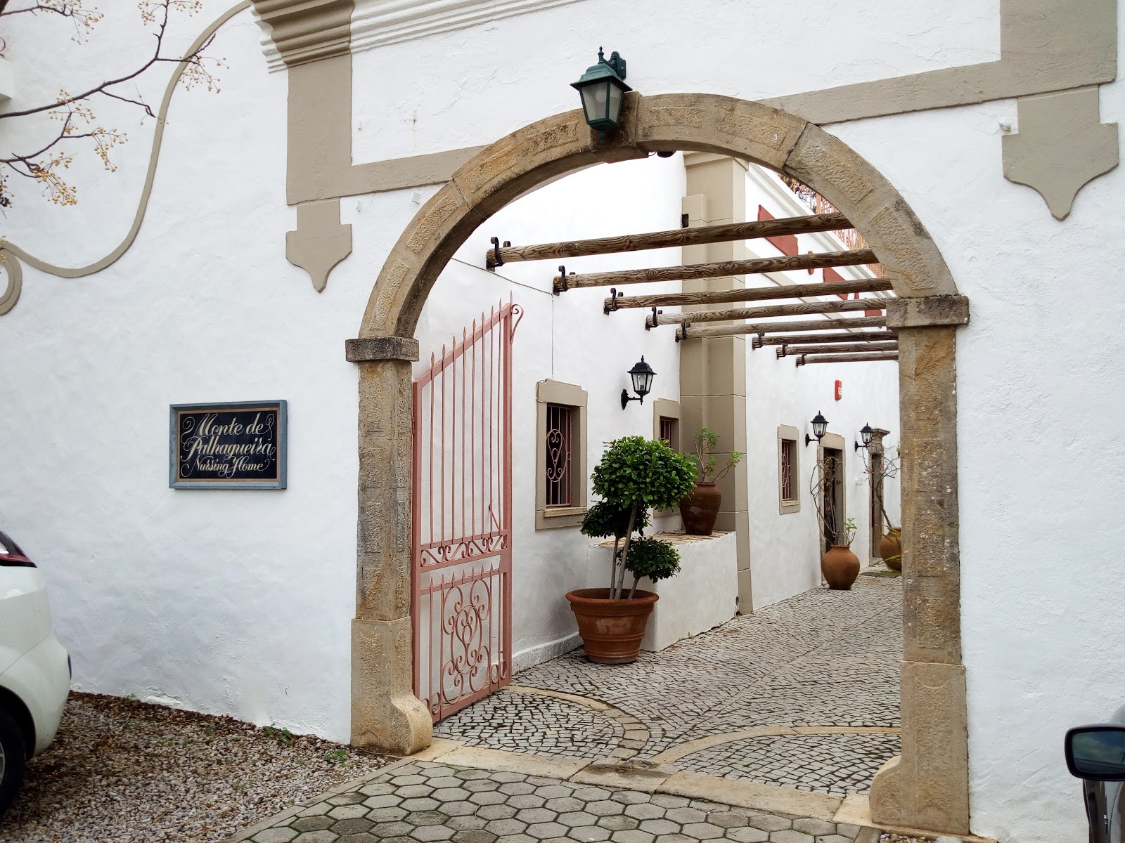Monte Da Palhagueira - Country House Nursing & Retirement Homes (Portugal) Ltd