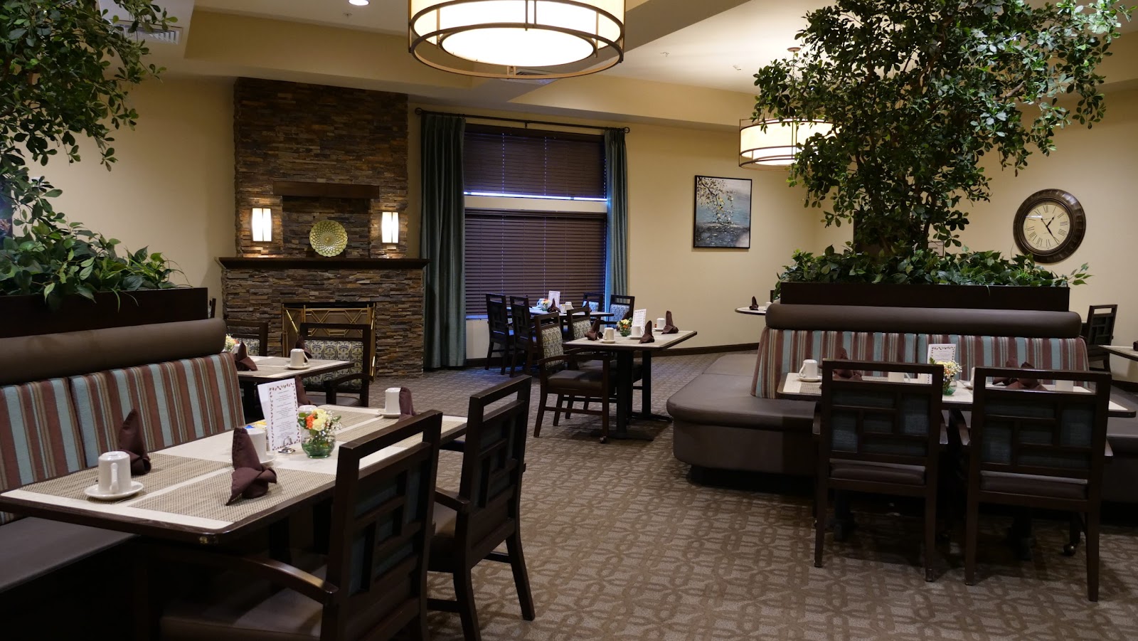 Laurel Cove Community- Assisted Living & Senior Care Community Shoreline