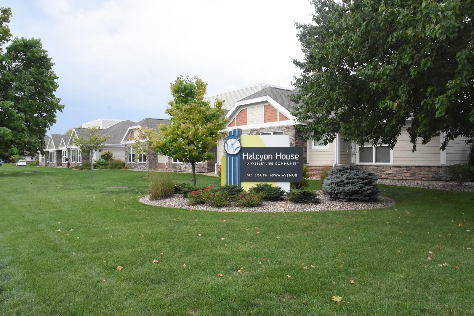 Halcyon House, a WesleyLife Community for Healthy Living