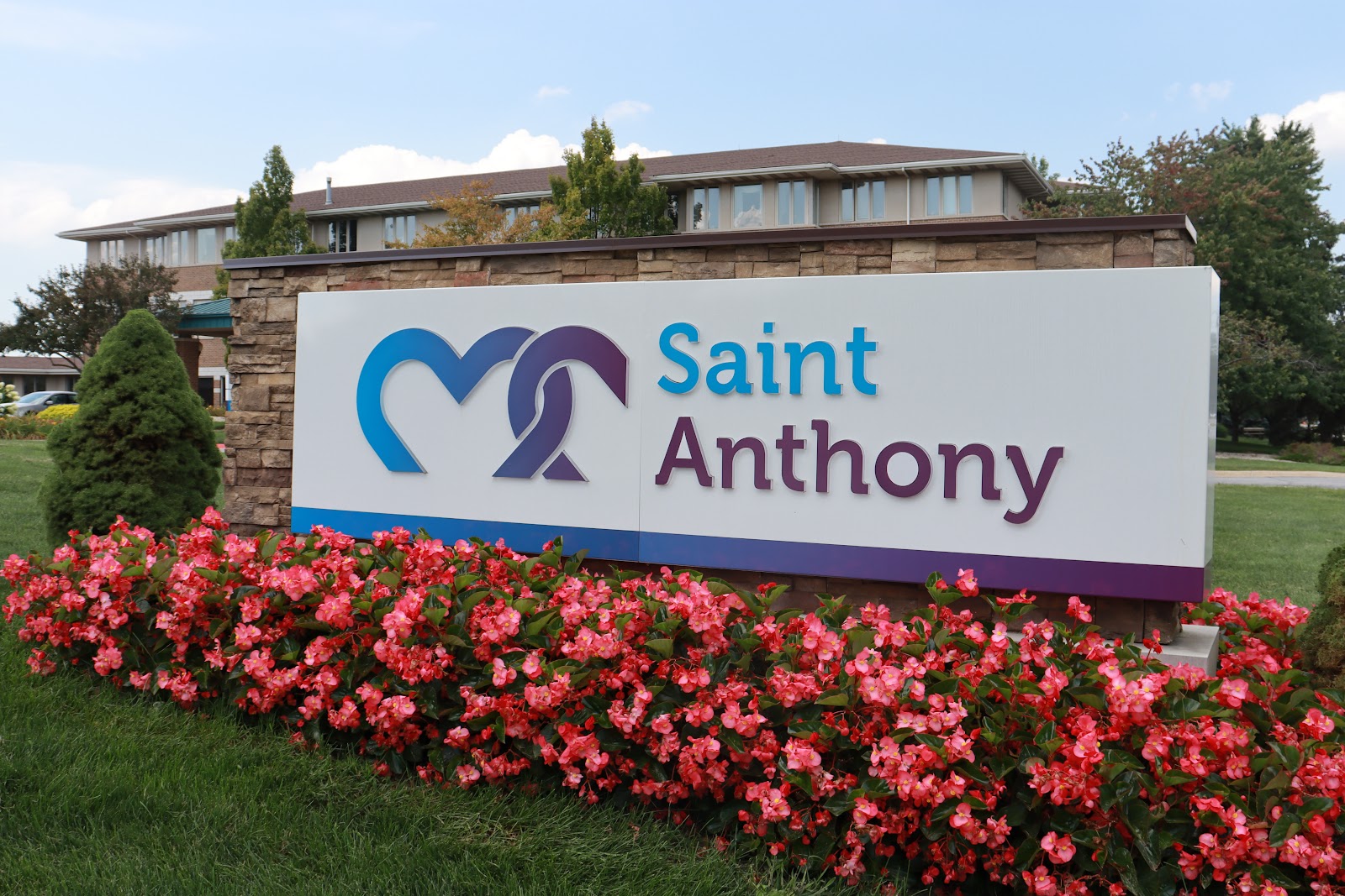 Saint Anthony, Majestic Care