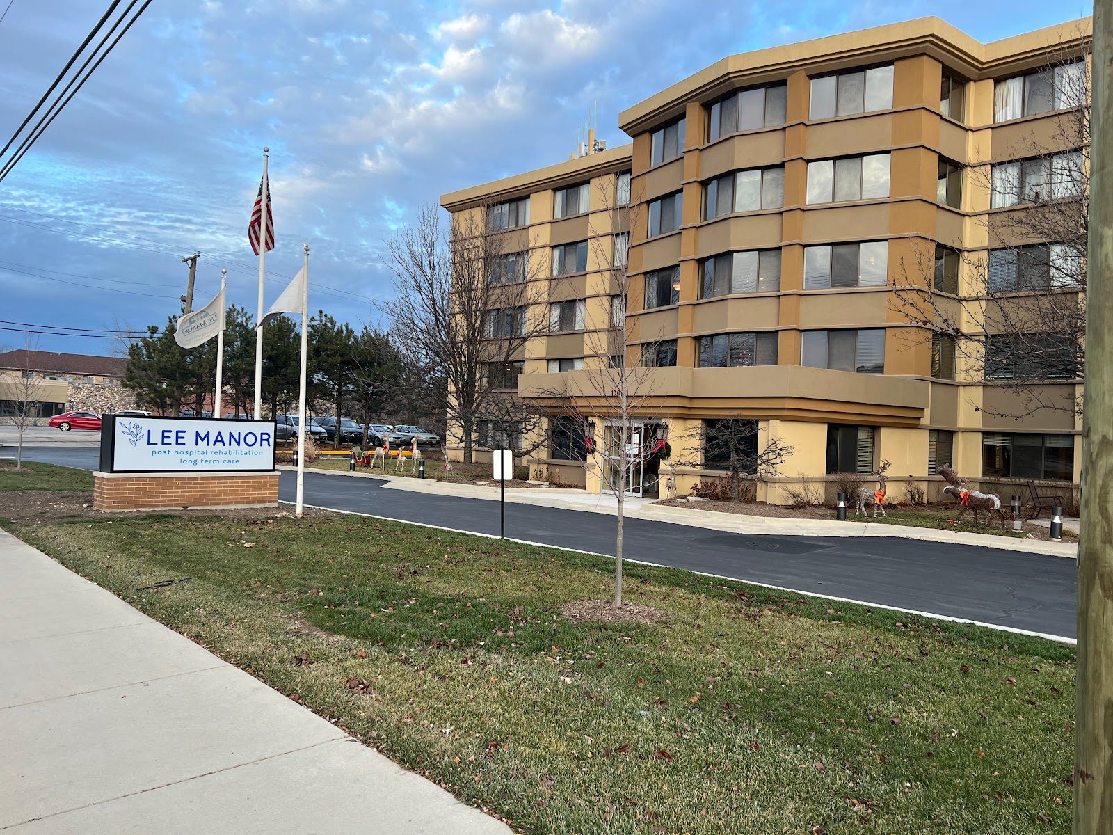 Lee Manor Rehabilitation & Nursing