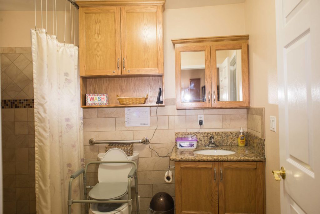 Guardian Angels Homes III - Assisted Living and Memory Care in North Tustin, California