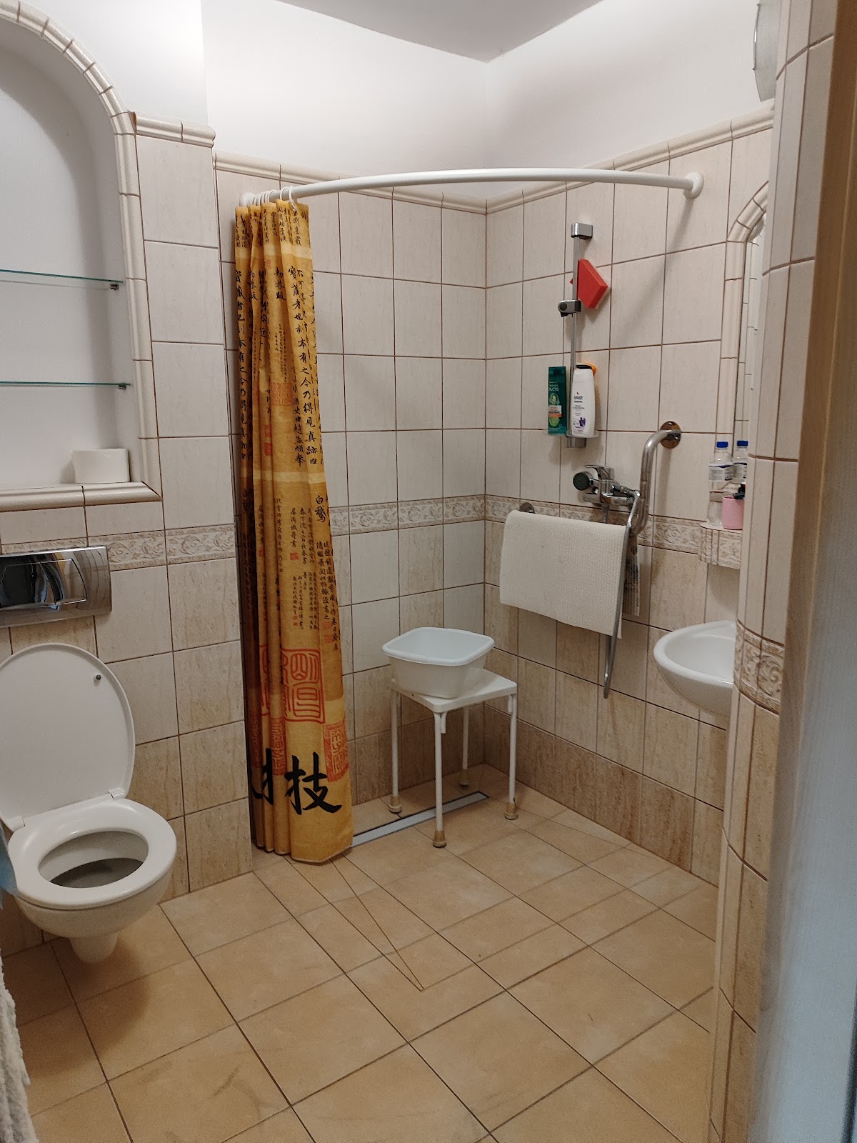 Dom nad Świdrem. Dom opieki