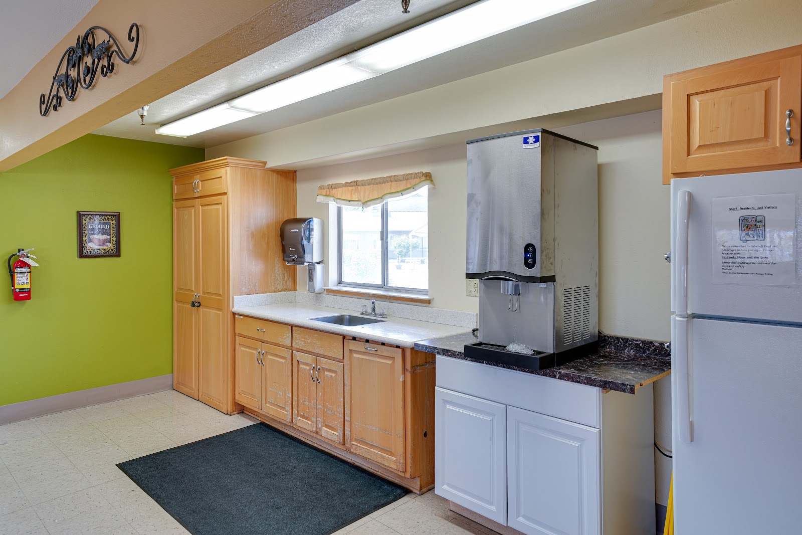 Royale Gardens Health & Rehabilitation Center