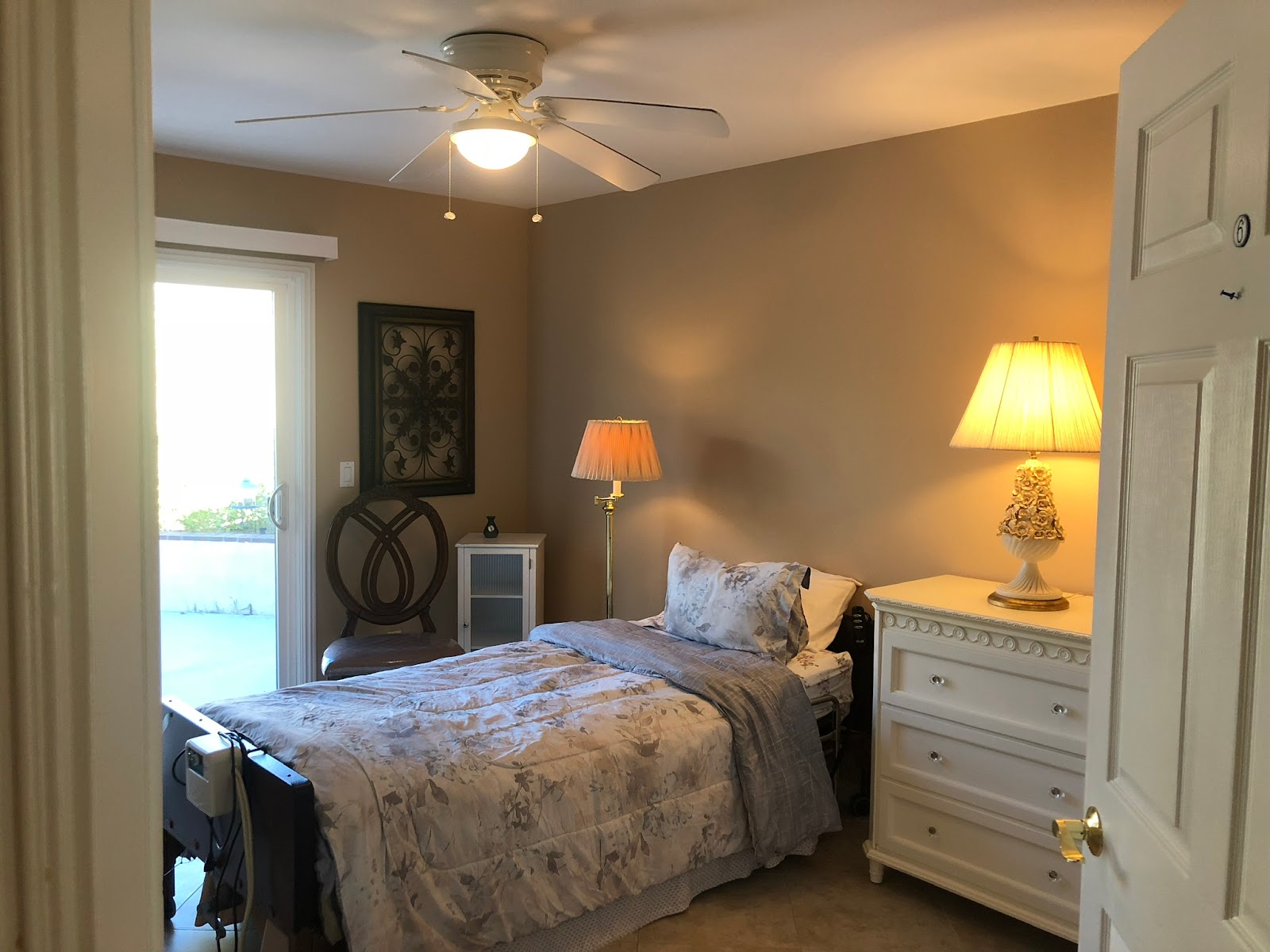Queen's Home - Boutique-Style Board & Care