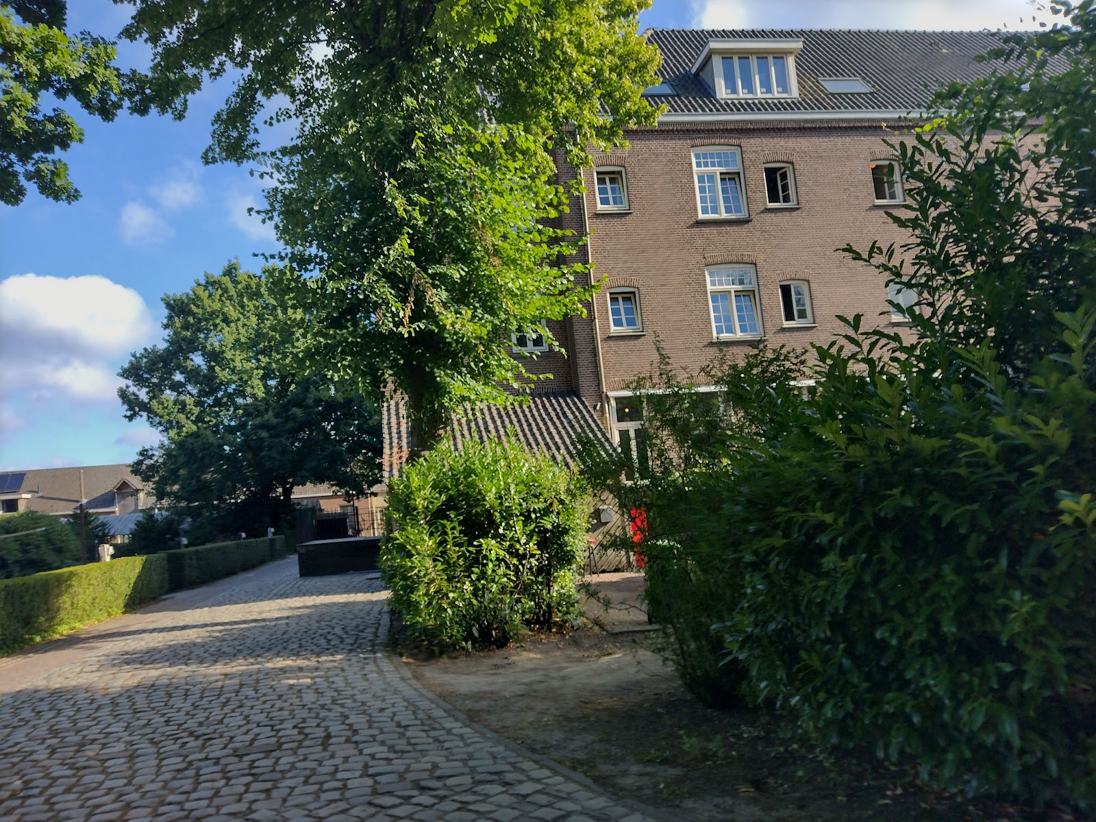 Beukenhof Biezenmortel Holding B.V.