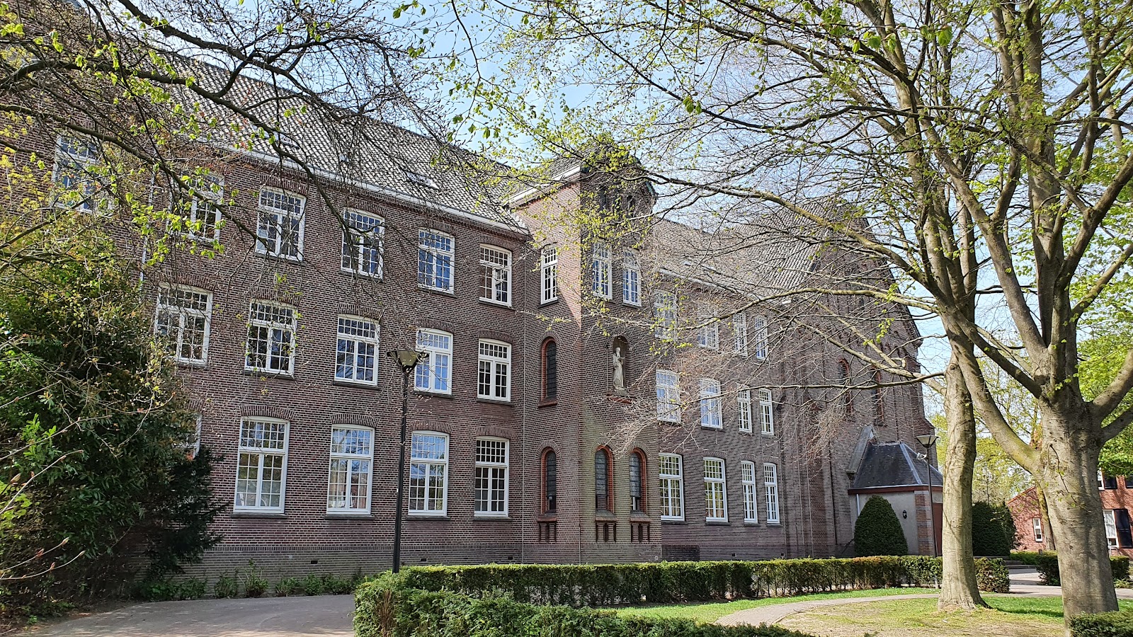Beukenhof Biezenmortel Holding B.V.