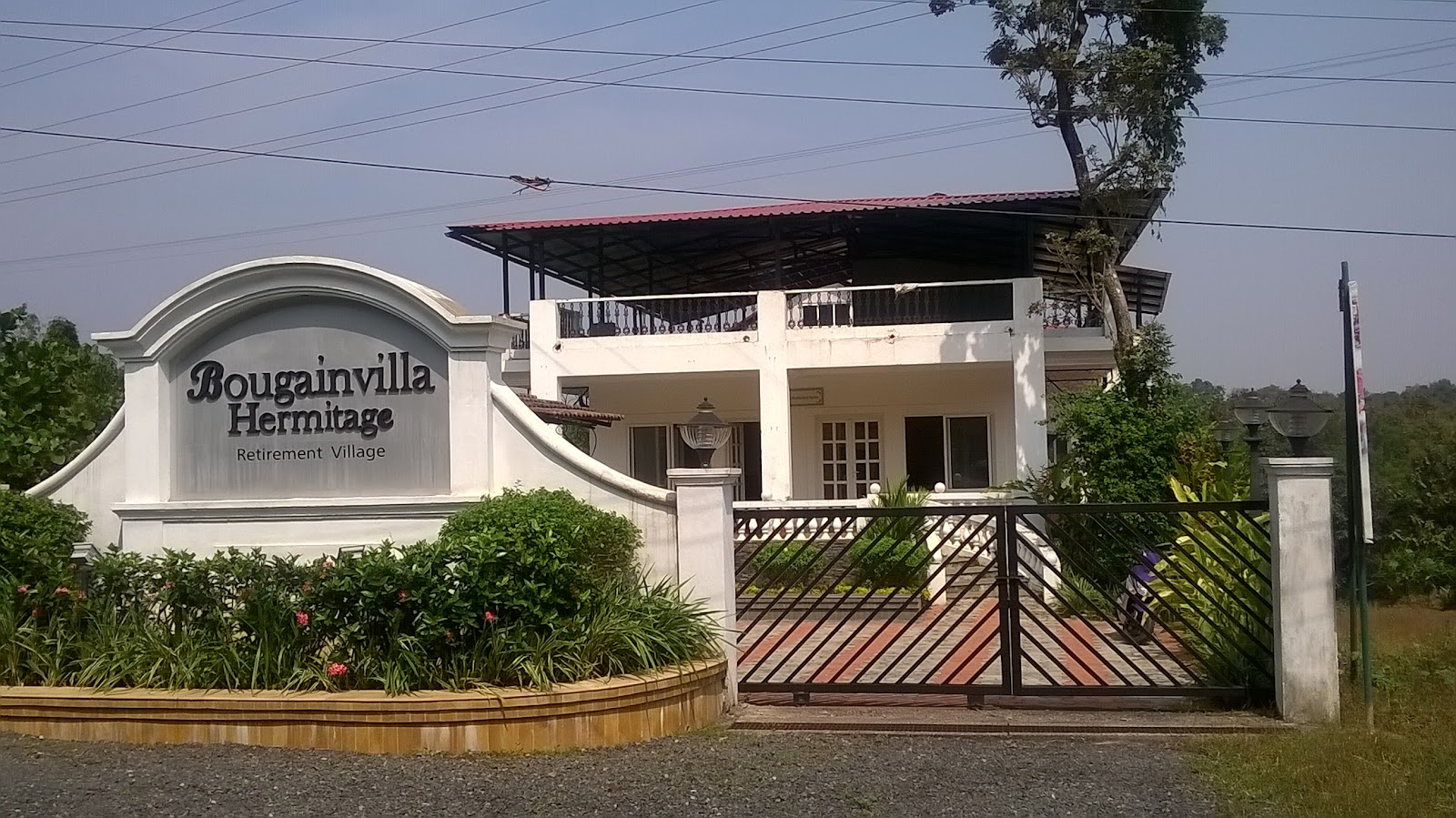 Bougainvilla Hermitage