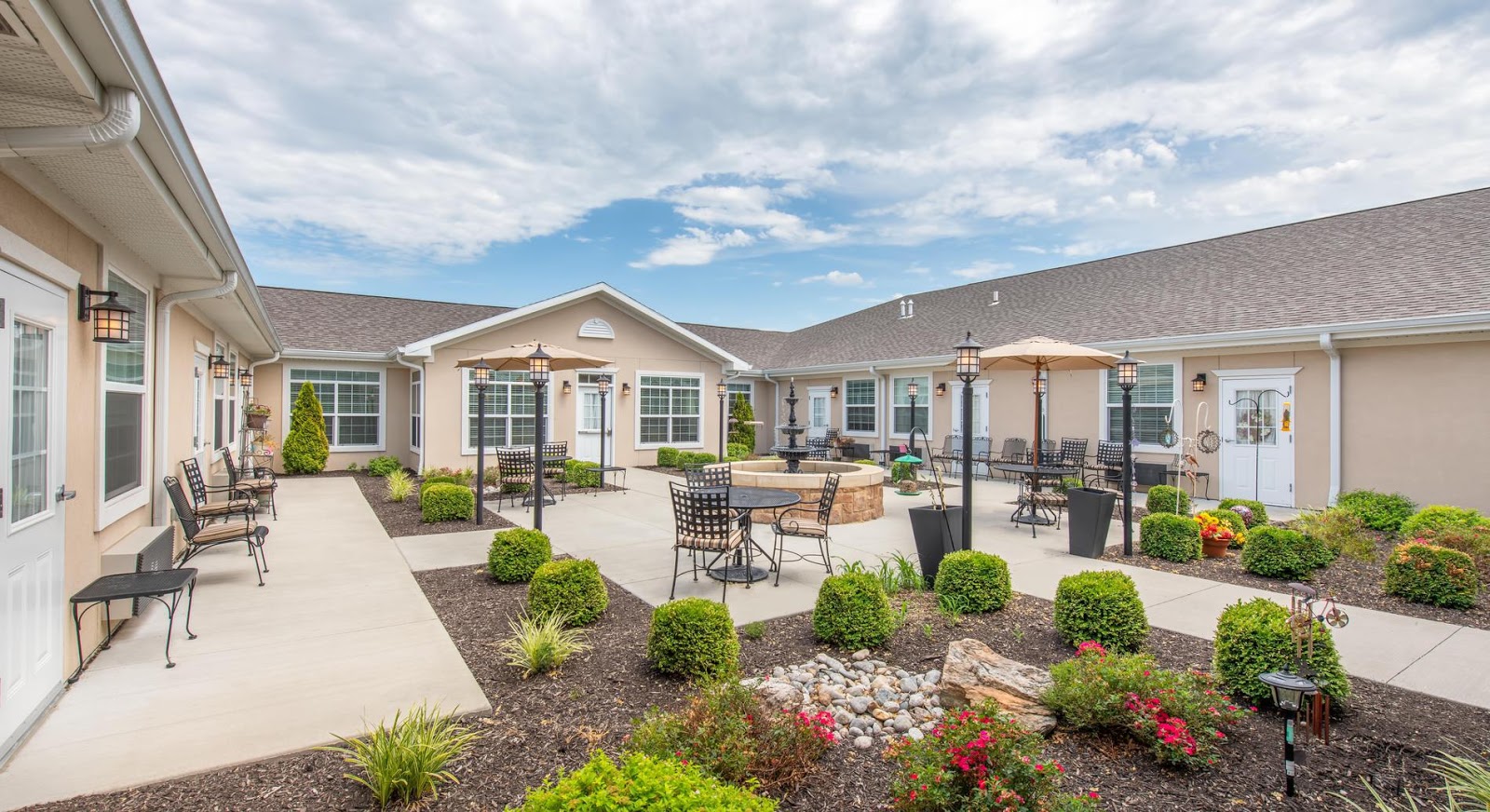 Benton House of Blue Springs