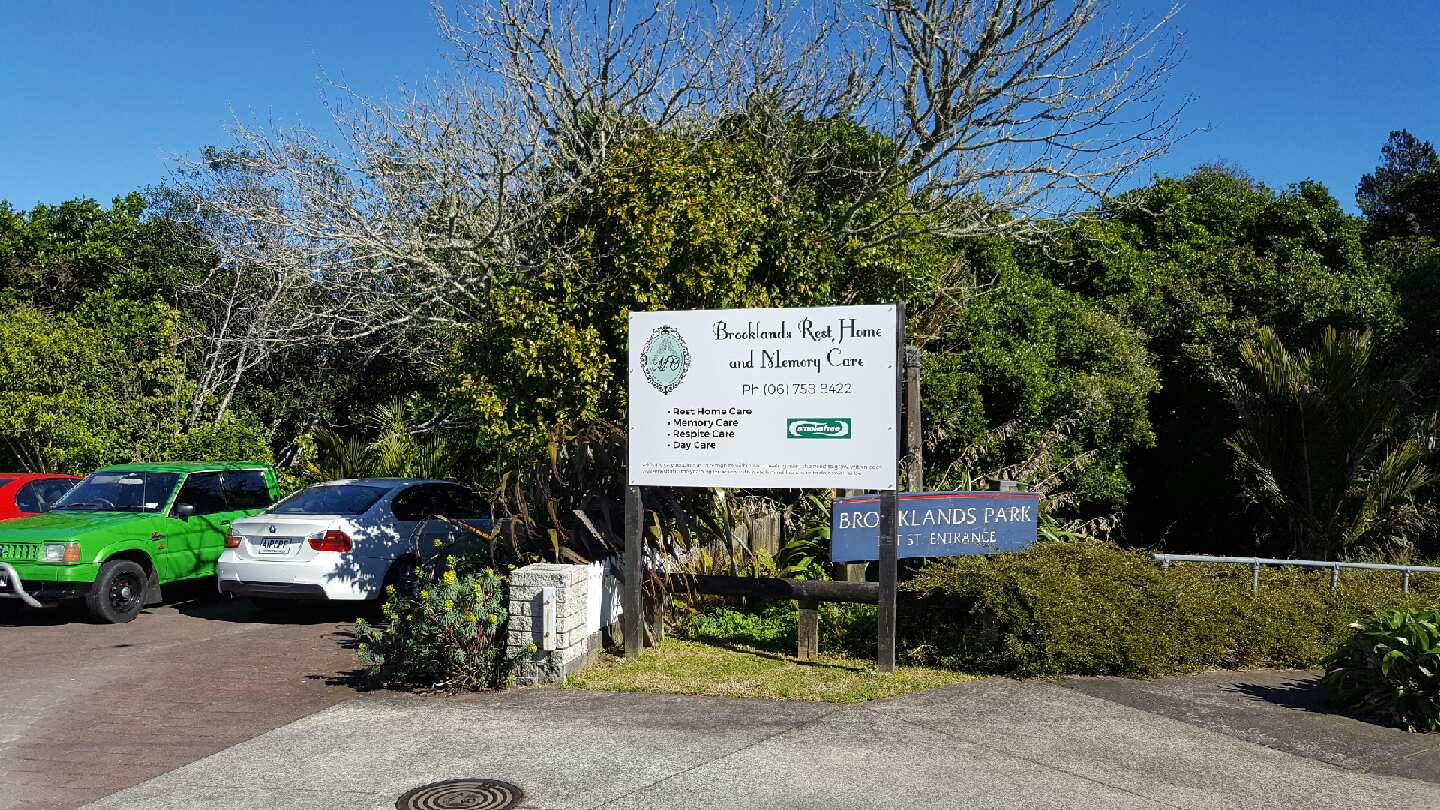 Brooklands Rest Home and Memory Care