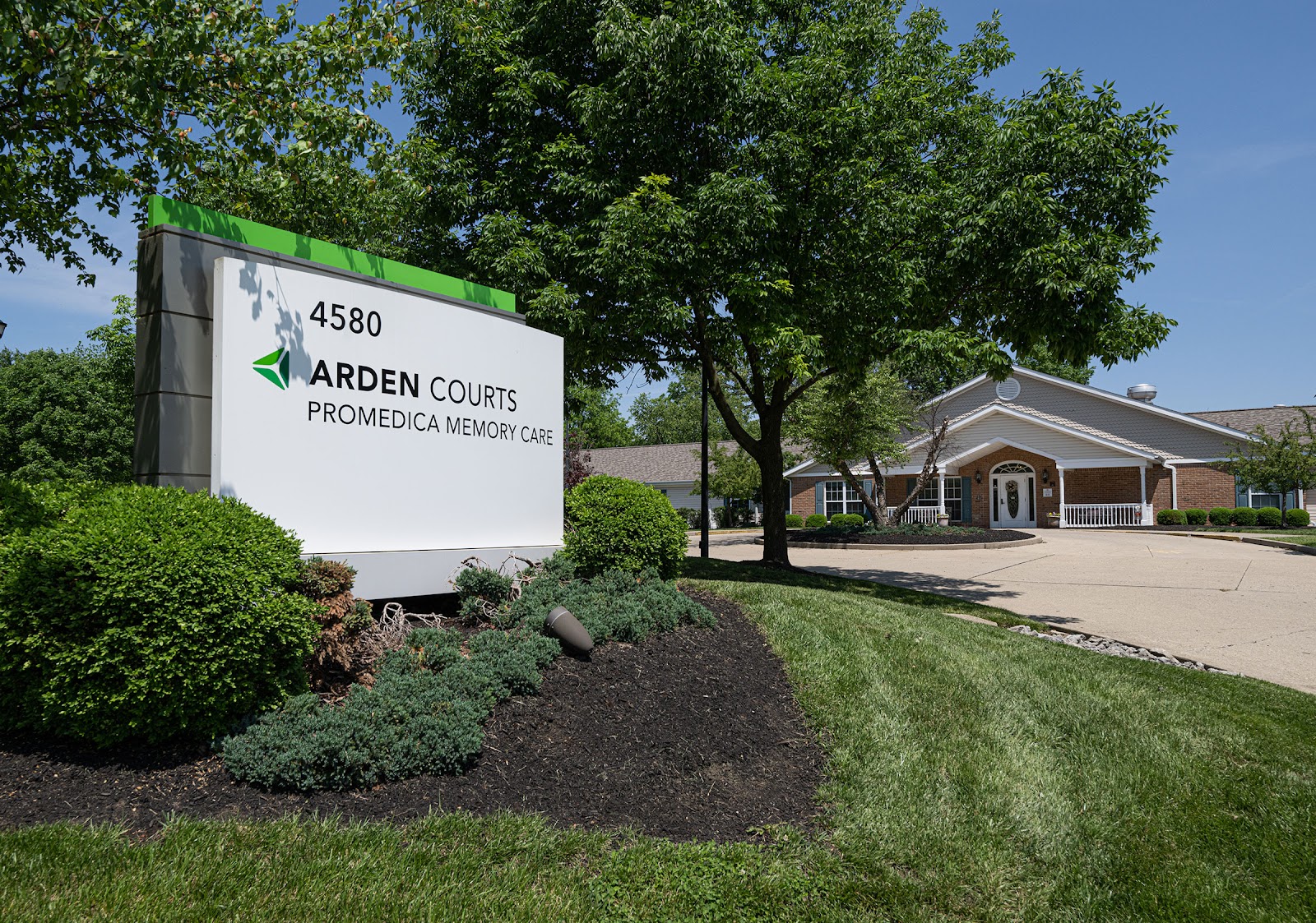 Arden Courts - ProMedica Memory Care Community (Kenwood)