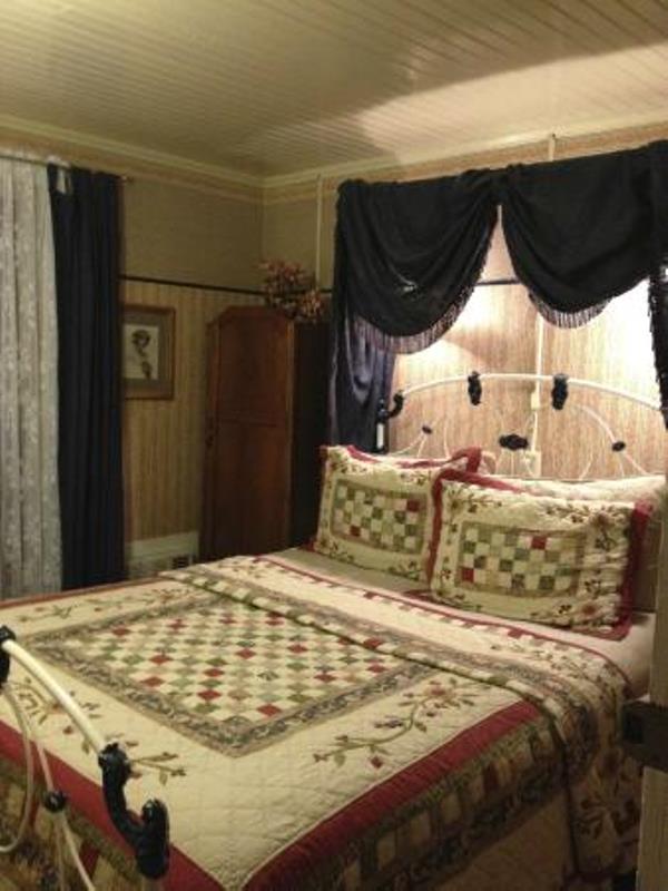 Julian Gold Rush Hotel