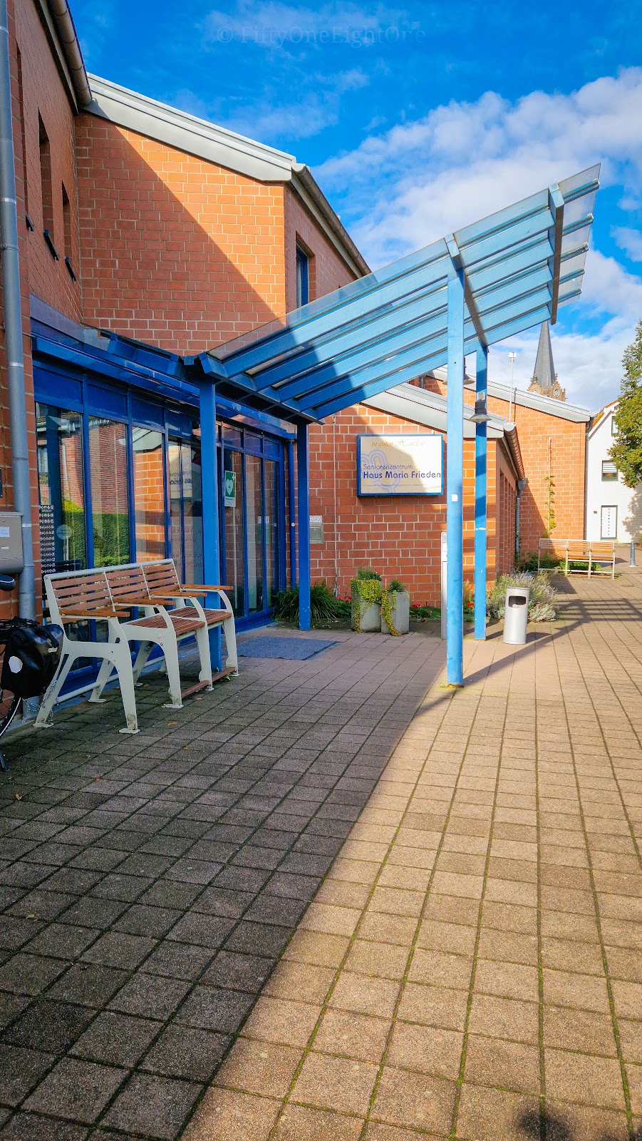 Senior Center House Maria Frieden
