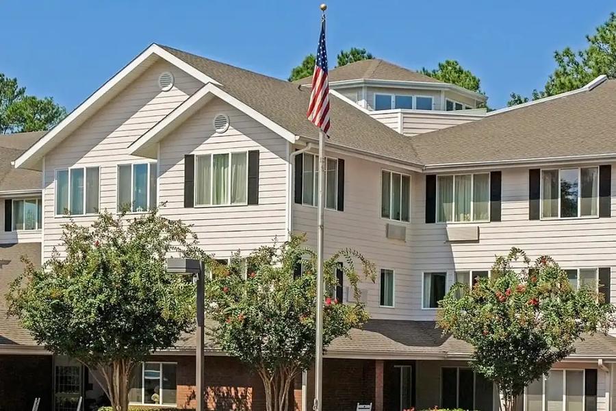 Deepwood Estates by Barclay House