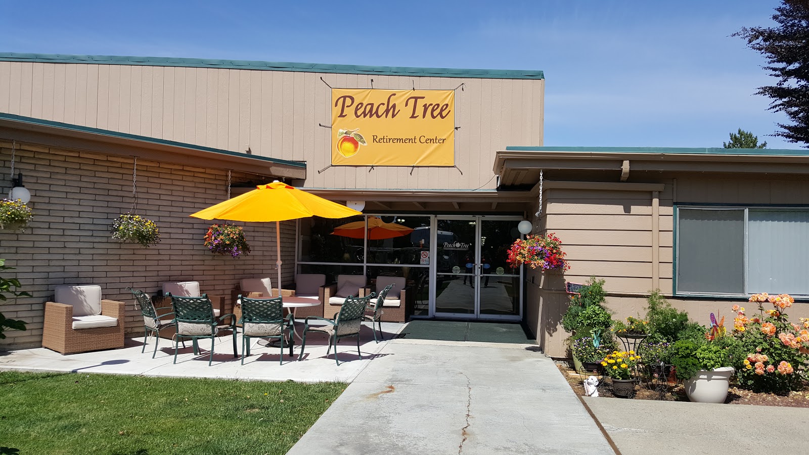 Peach Tree Retirement Center