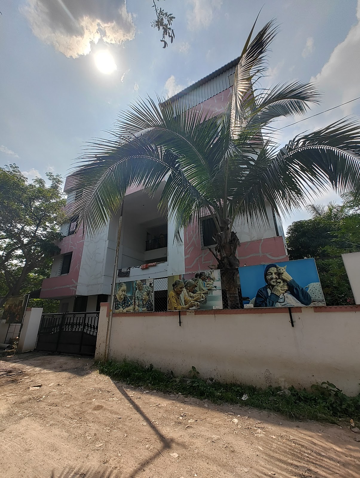 MadhurBhav Senior Care & Assisted Living - Maitri