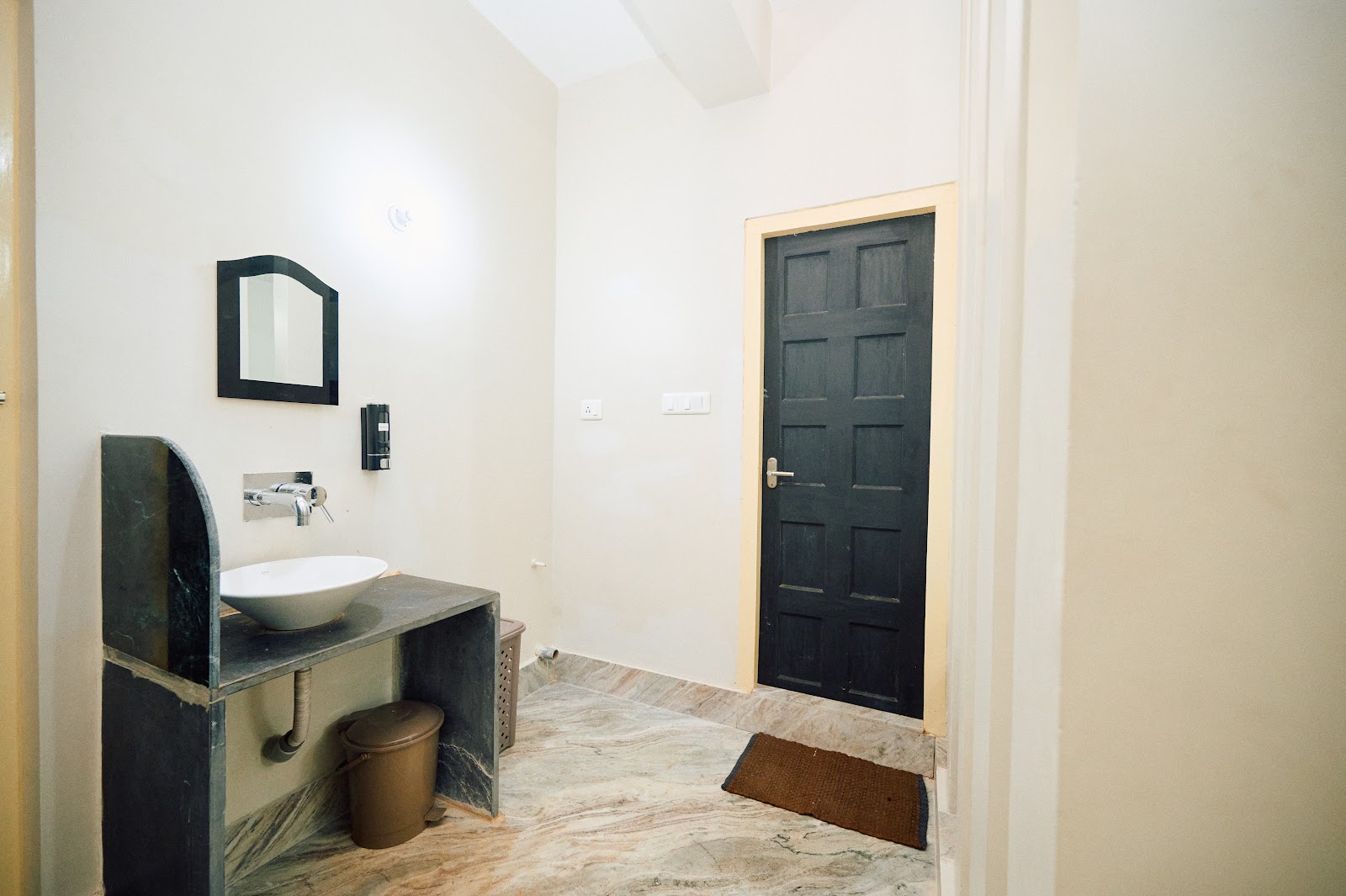 Shri Krishna Sharanam Guest House