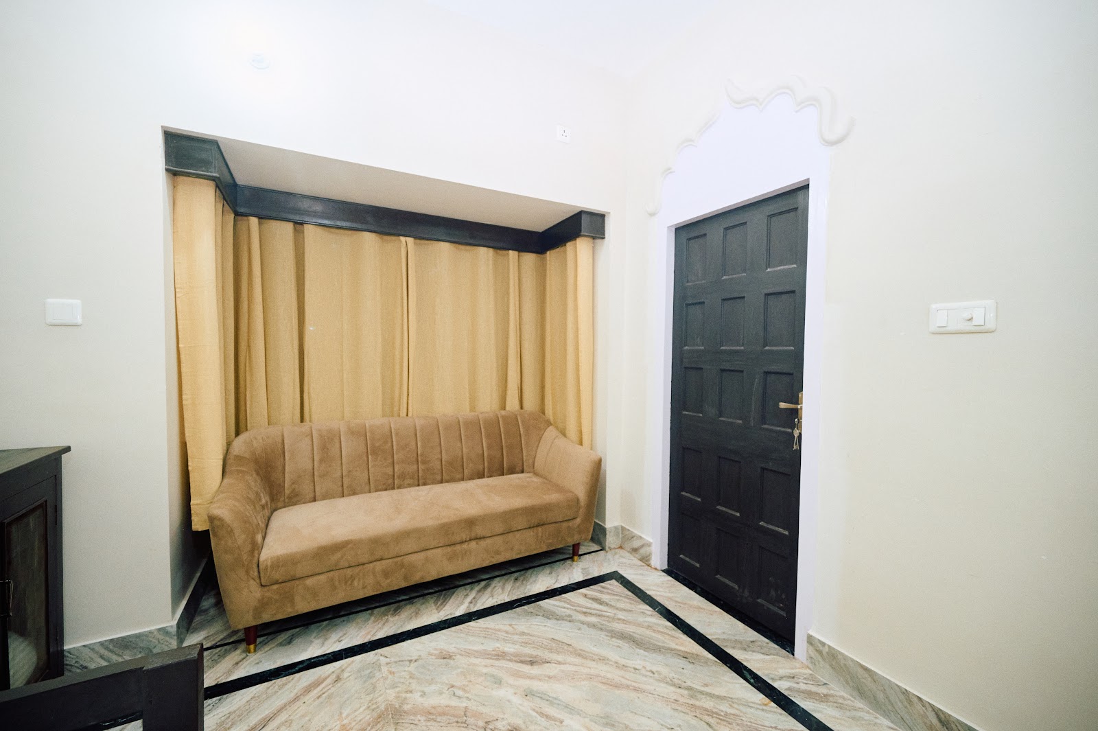Shri Krishna Sharanam Guest House