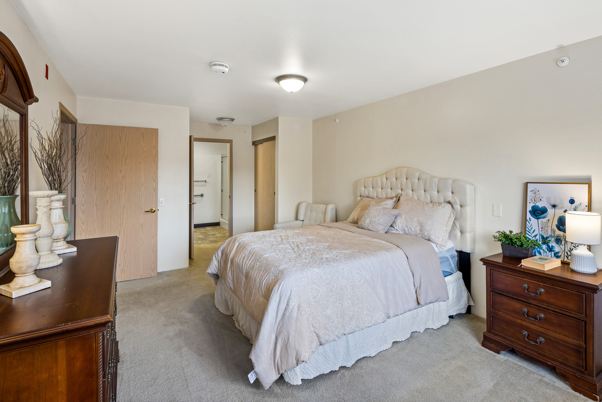 Creekside at Shallowford - A Provincial Senior Living Community