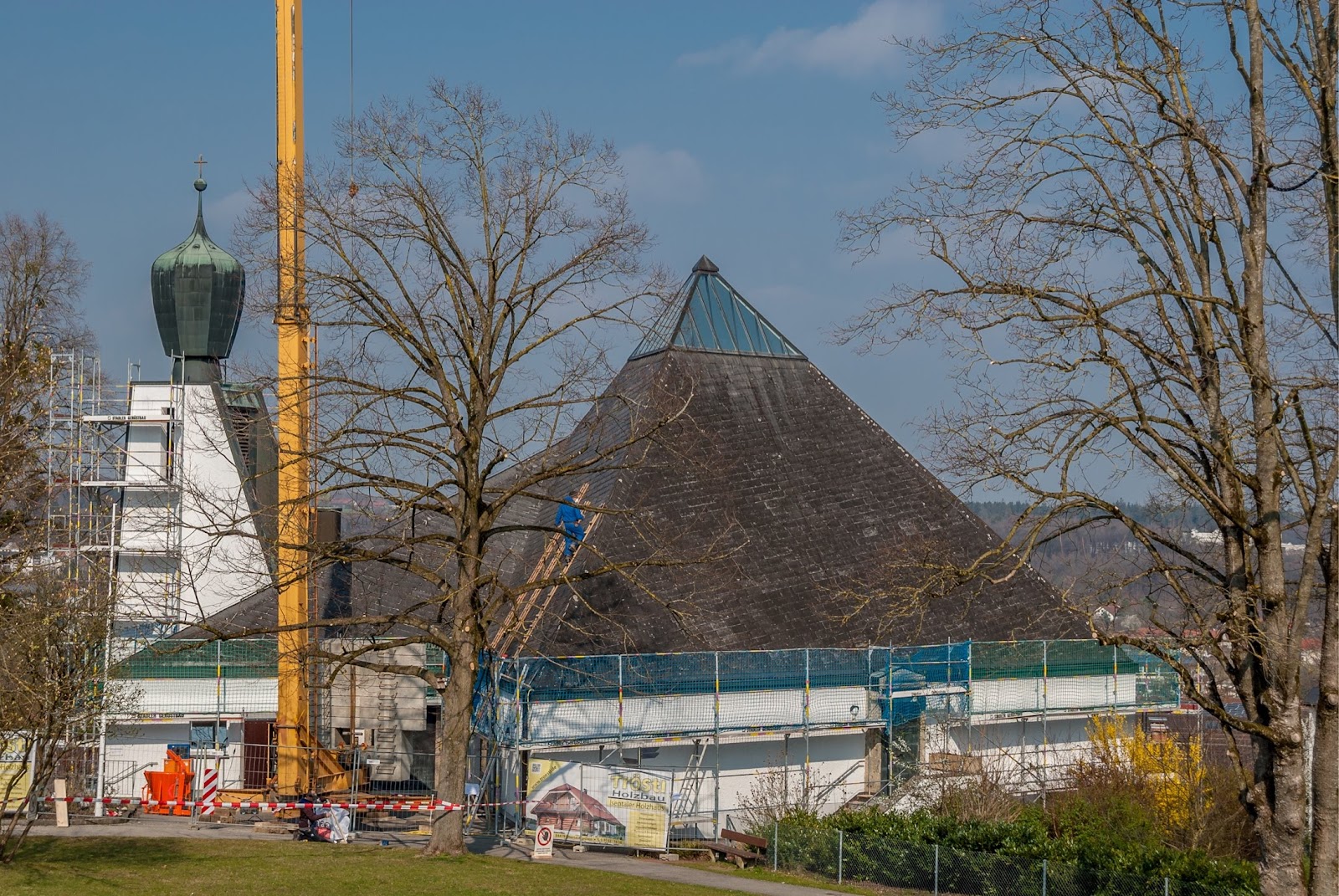 Dreifaltigkeitskirche - Evangelisch-Lutherische Kirchengemeinde Burgkirchen