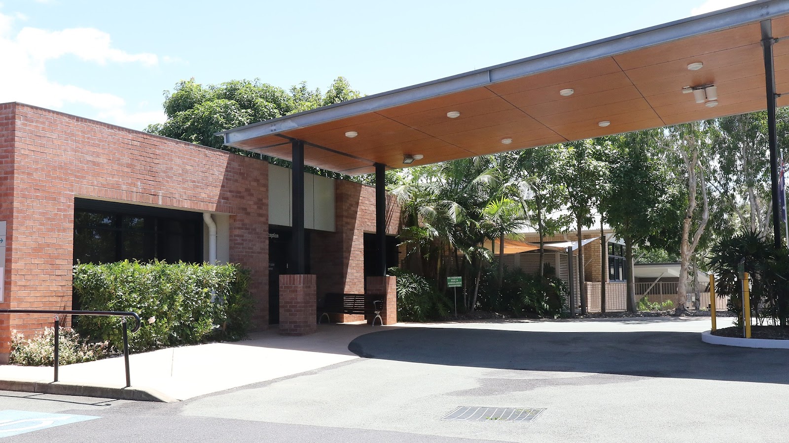 Ozcare Parkwood Gardens - Labrador