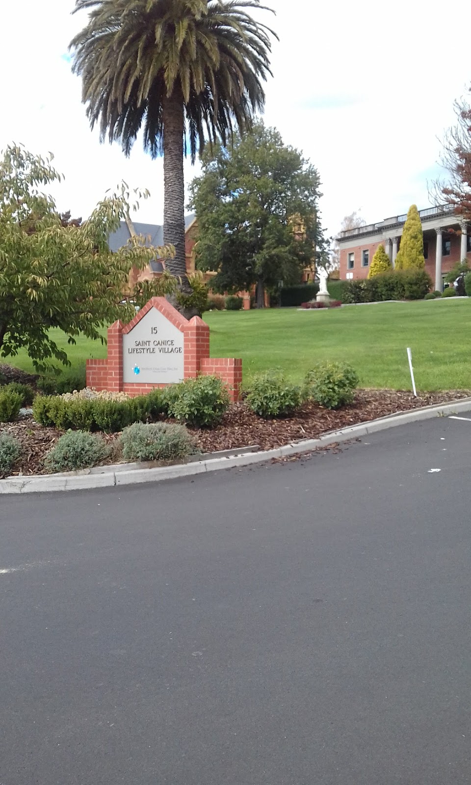 Guilford Young Grove Residential Aged Care Home - Southern Cross Care Tasmania
