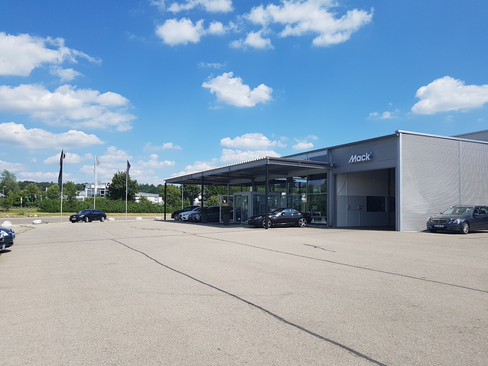 Car Mack GmbH & Co. KG