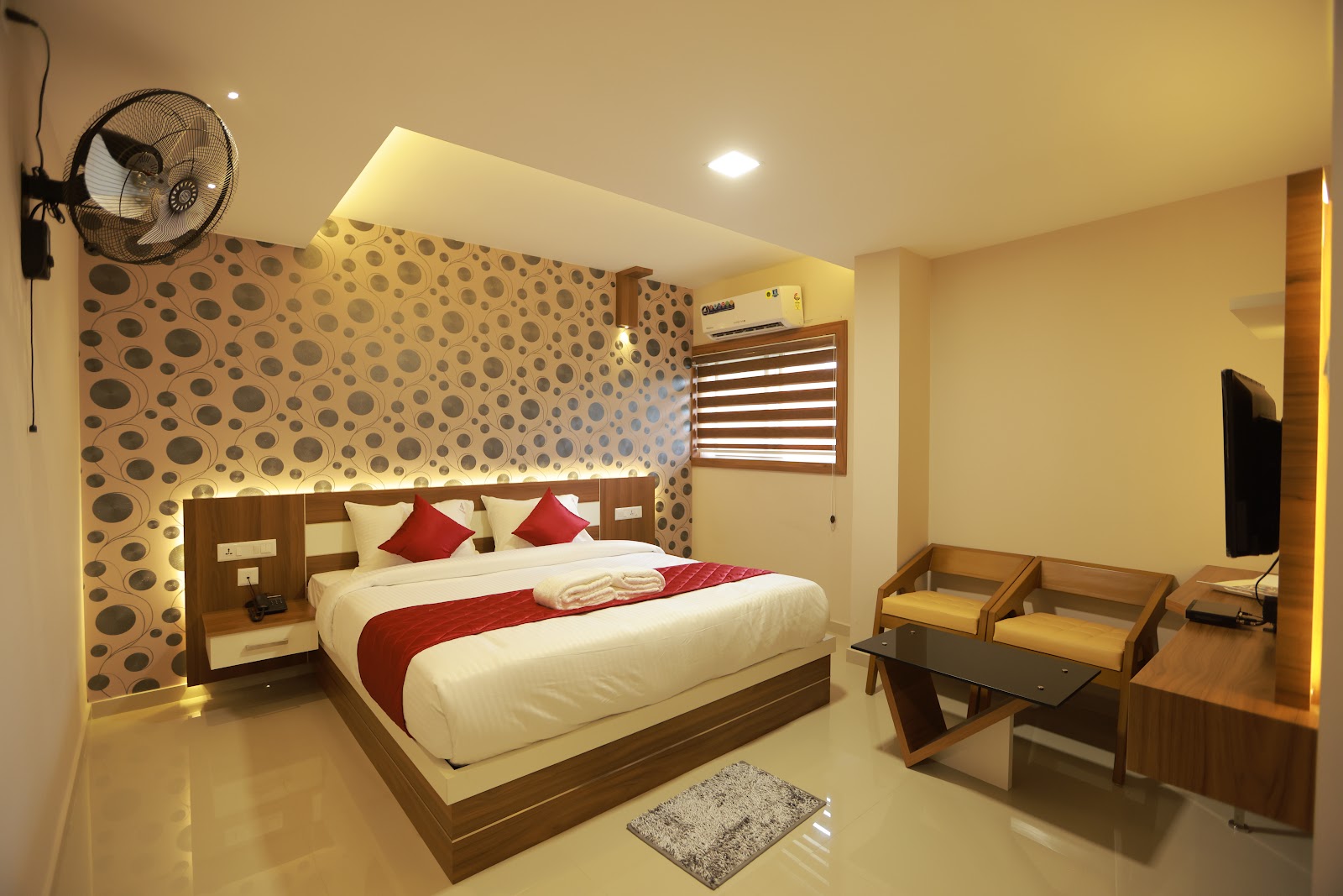Thachoos Residency