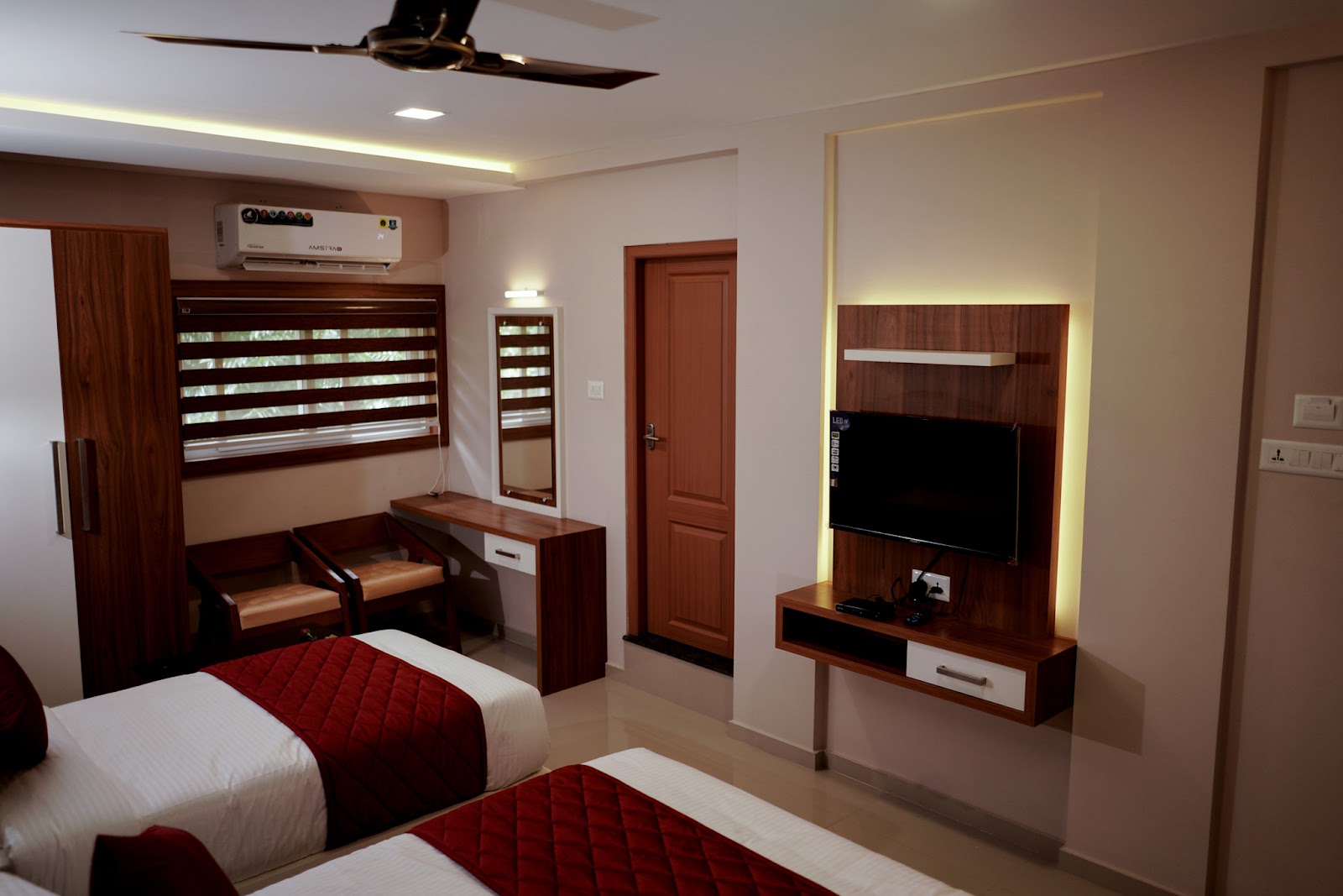 Thachoos Residency