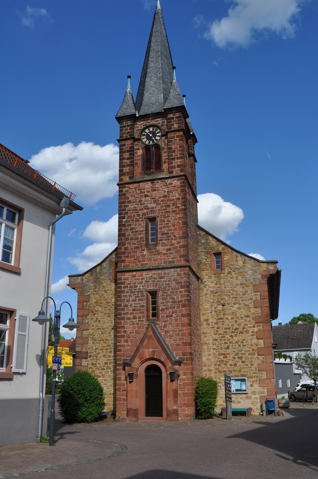 Evangelische Kirche Niederdorfelden