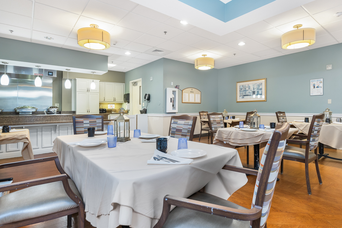 Autumn Lake Healthcare at Oak Manor