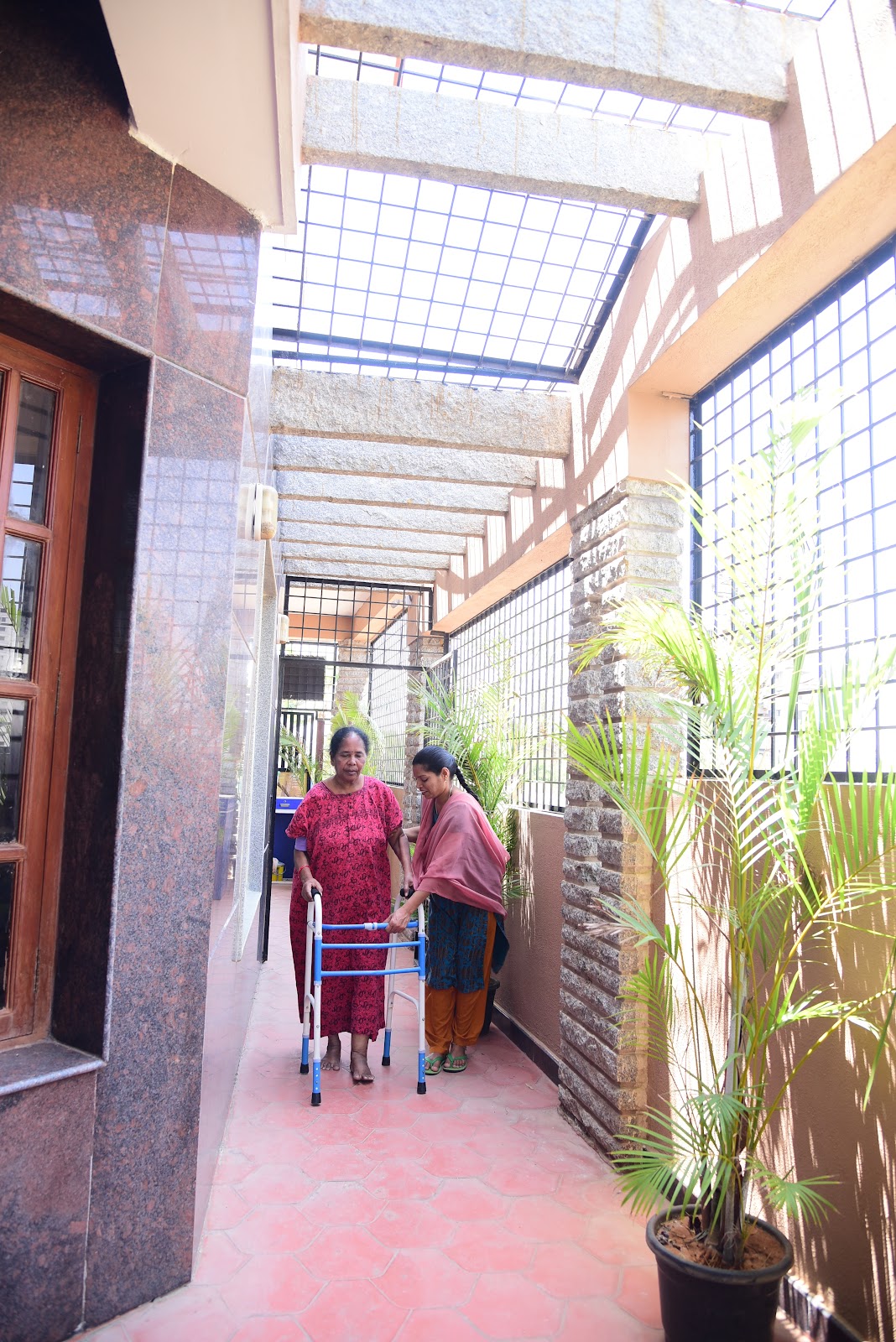 Ashraya Old Age Home Care Services ಆಶ್ರಯ ಓಲ್ಡ್ ಏಜ್ ಹೋಮ್ ಕೇರ್ ಸರ್ವೀಸಸ್