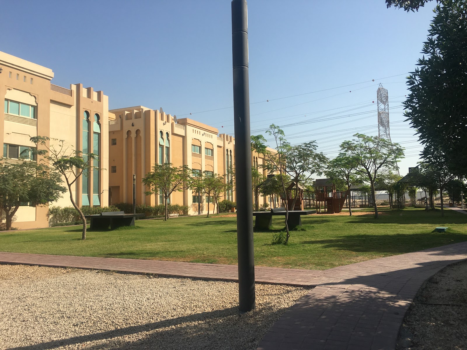 Ewans residence building 60