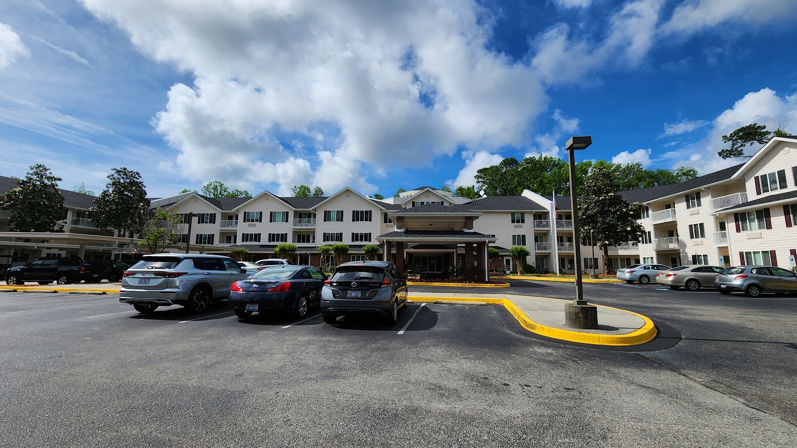 The Woods at Holly Tree Gracious Retirement Living