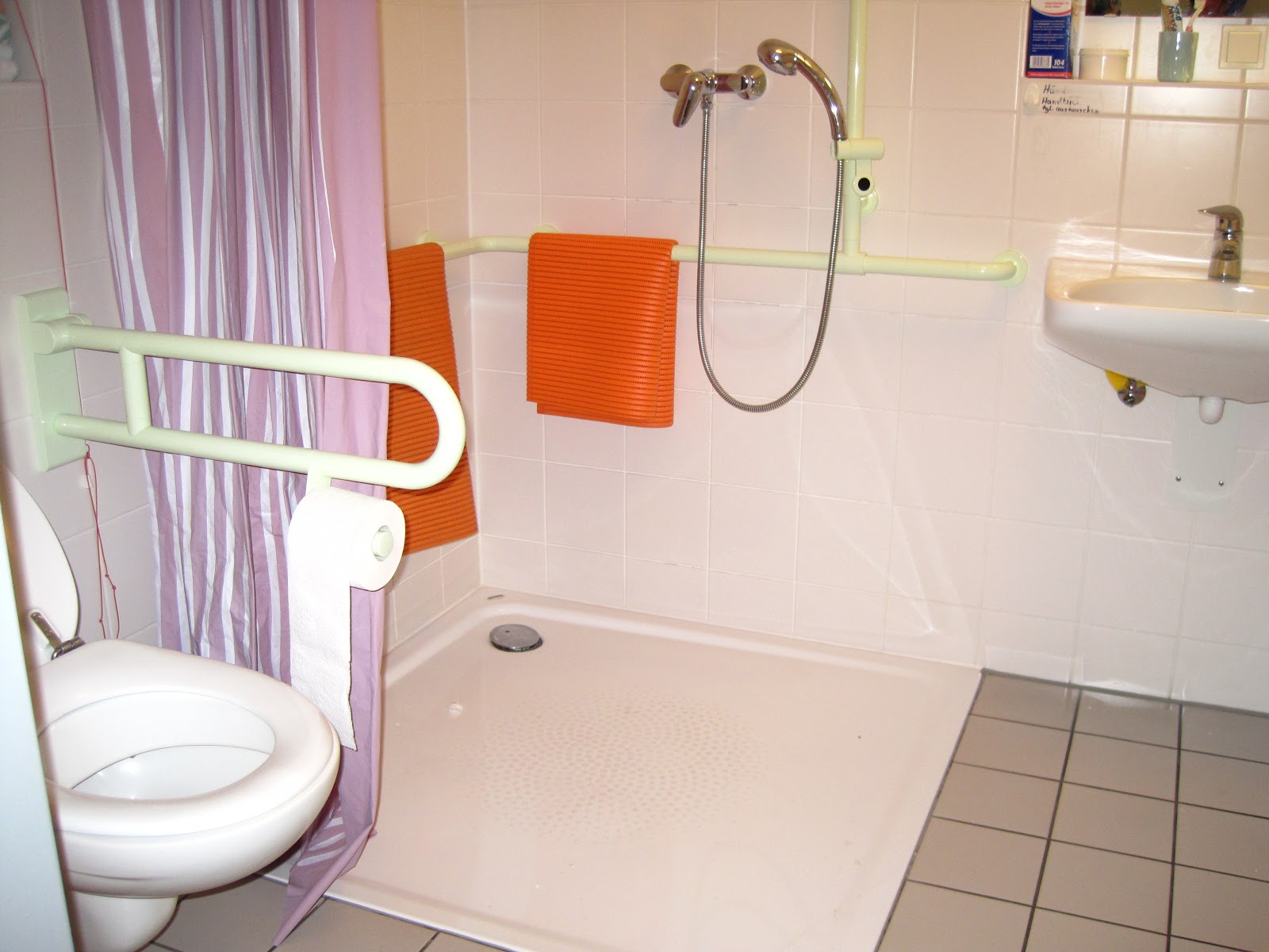 Diakoniestation Frankfurt Wohngemeinschaft für Demenzkranke Gundelandstraße