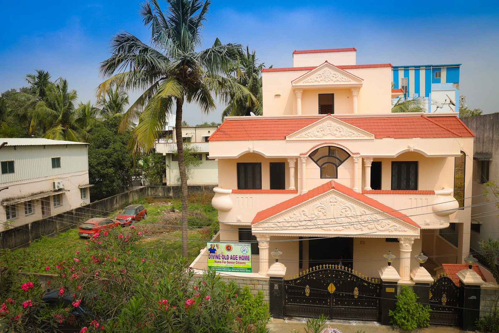 Divine Old Age Home - Best Paid Old Age Home in Chennai | Assisted Living | Senior Elderly Care Old Age Home
