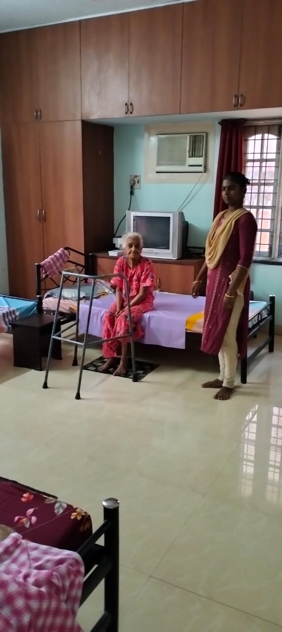 Divine Old Age Home - Best Paid Old Age Home in Chennai | Assisted Living | Senior Elderly Care Old Age Home