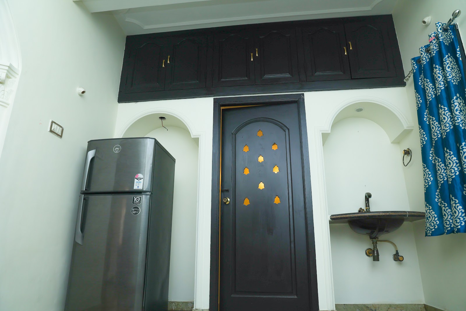 Divine Old Age Home - Best Paid Old Age Home in Chennai | Assisted Living | Senior Elderly Care Old Age Home