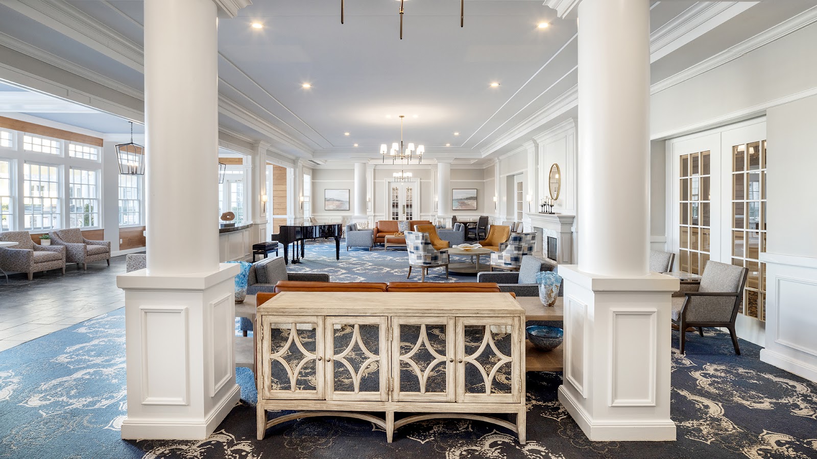 Atria on Roslyn Harbor