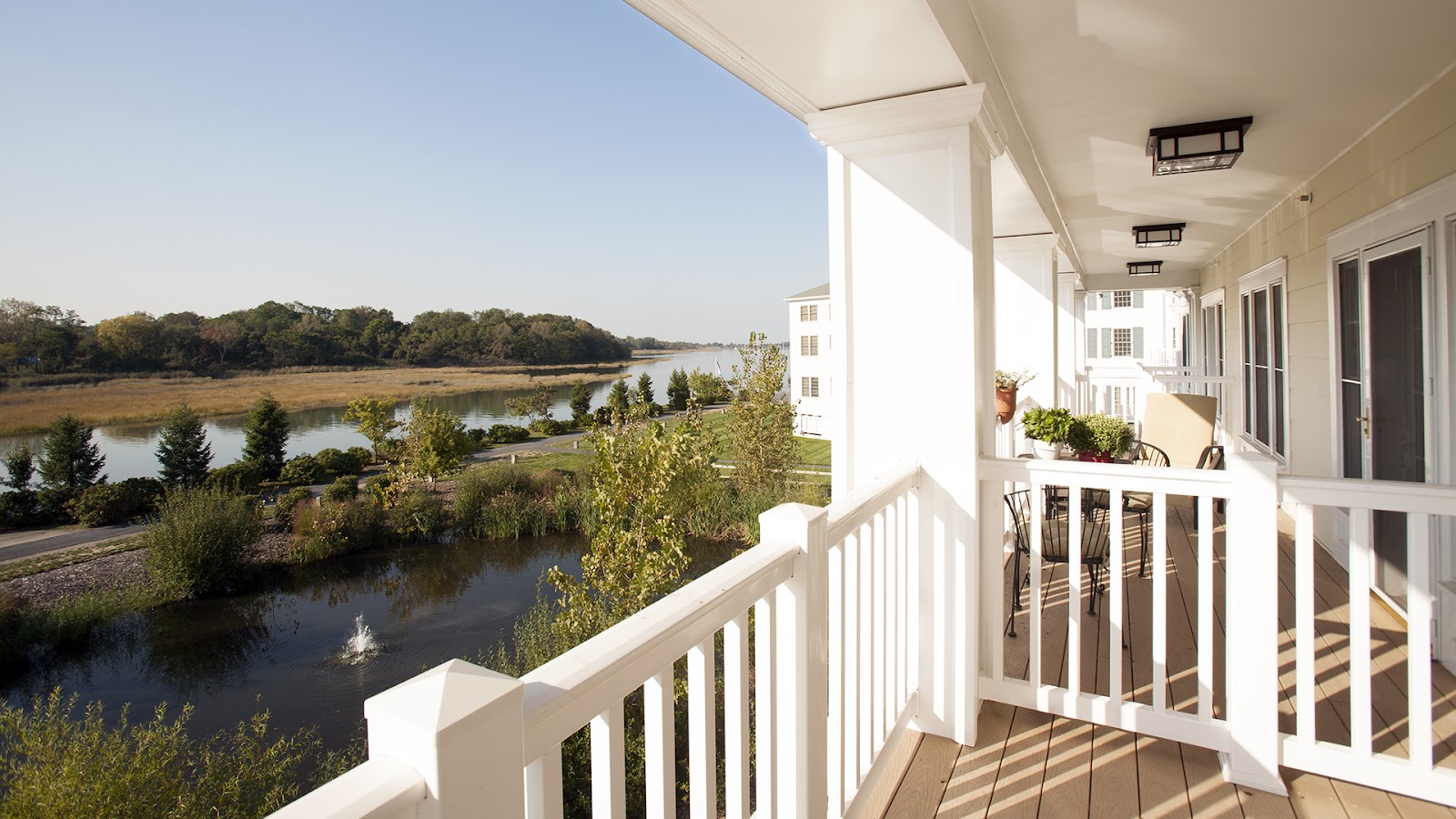 Atria on Roslyn Harbor