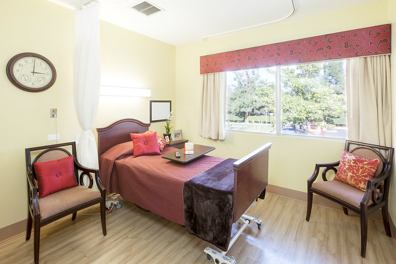 Redlands Healthcare Center