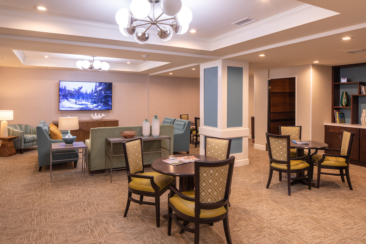 Regency Palms Long Beach