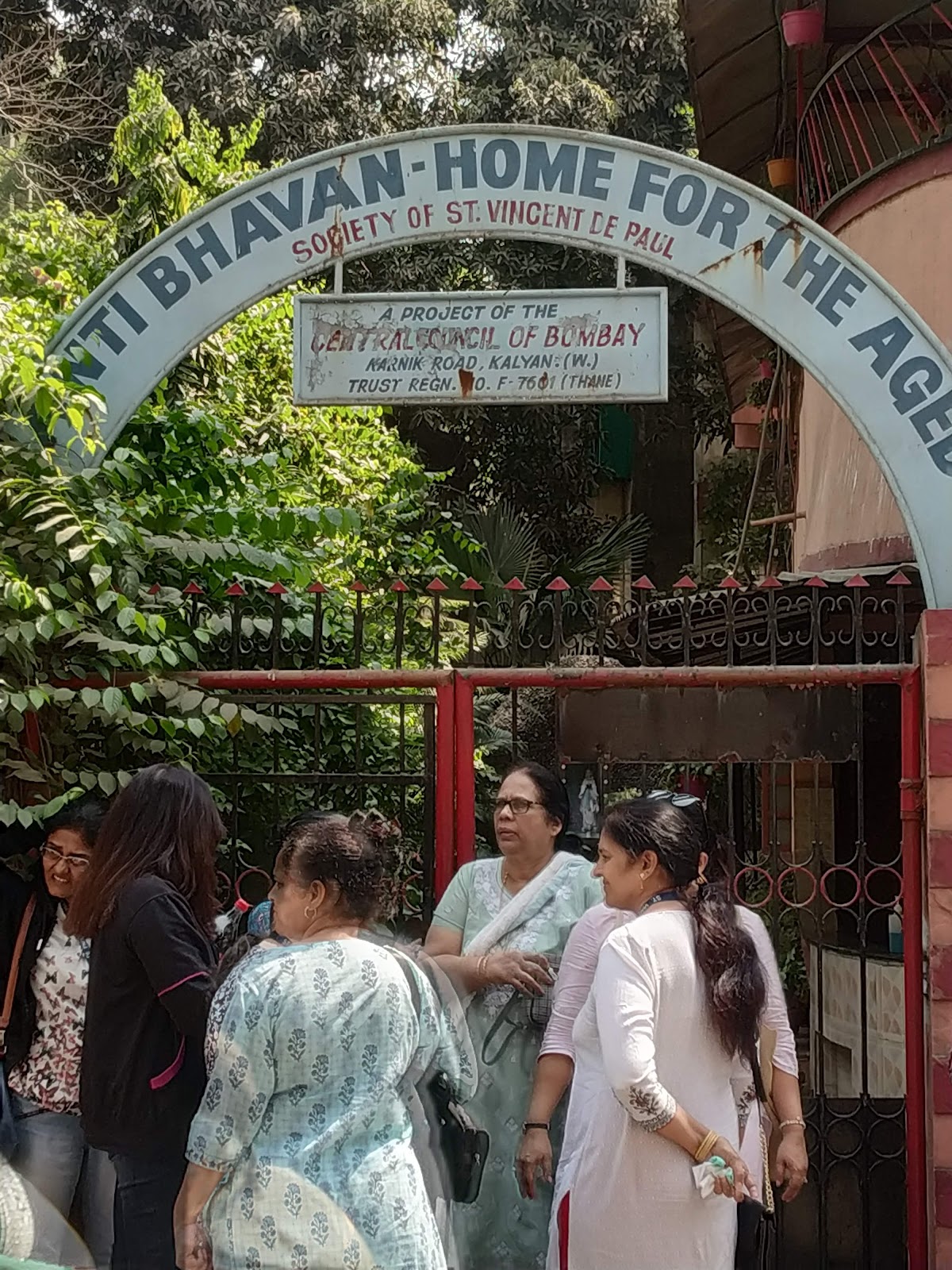 Shanti Bhavan Old Age Home