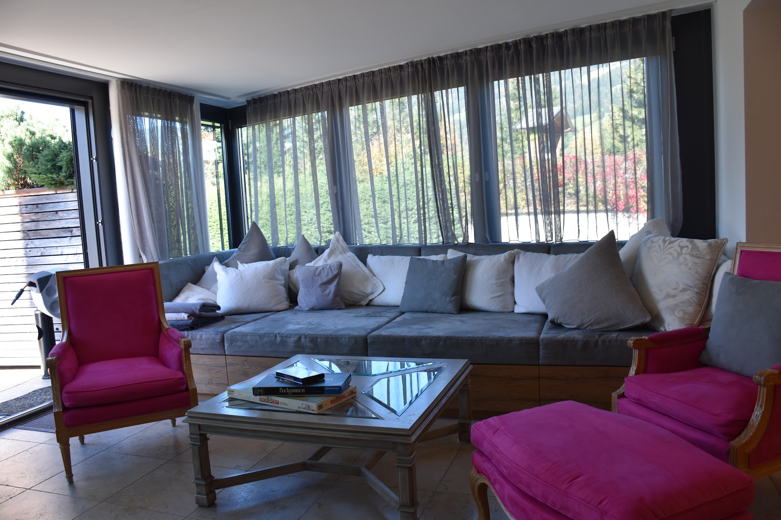 Trendguide Suites by Alpine Host Helpers