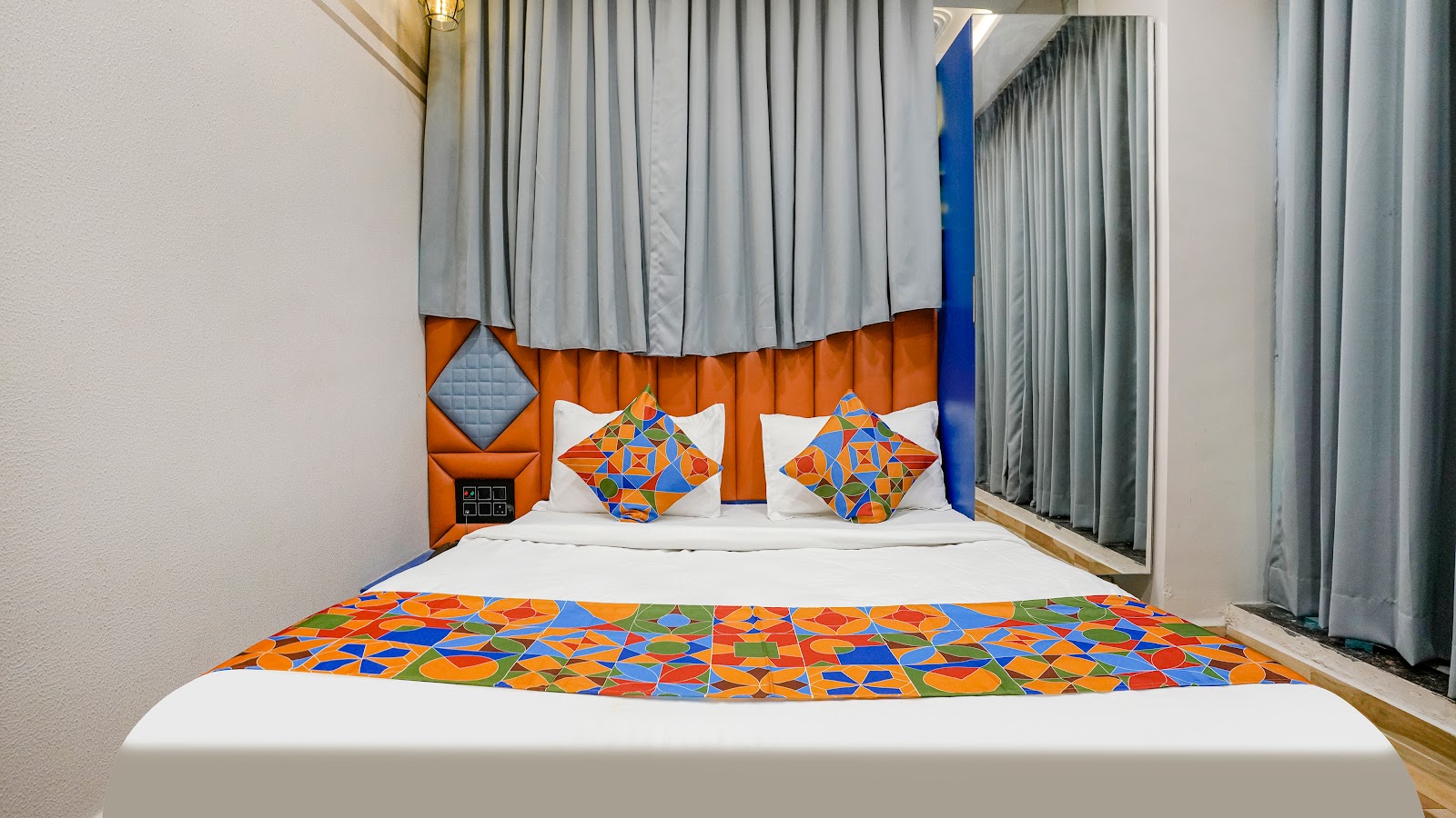 HOTEL ROYAL ORBITS