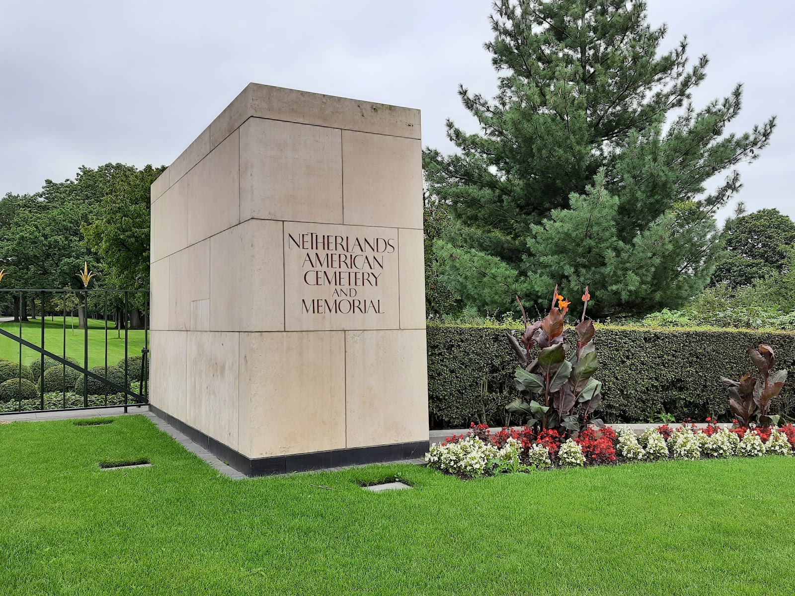 Netherlands American Cemetery