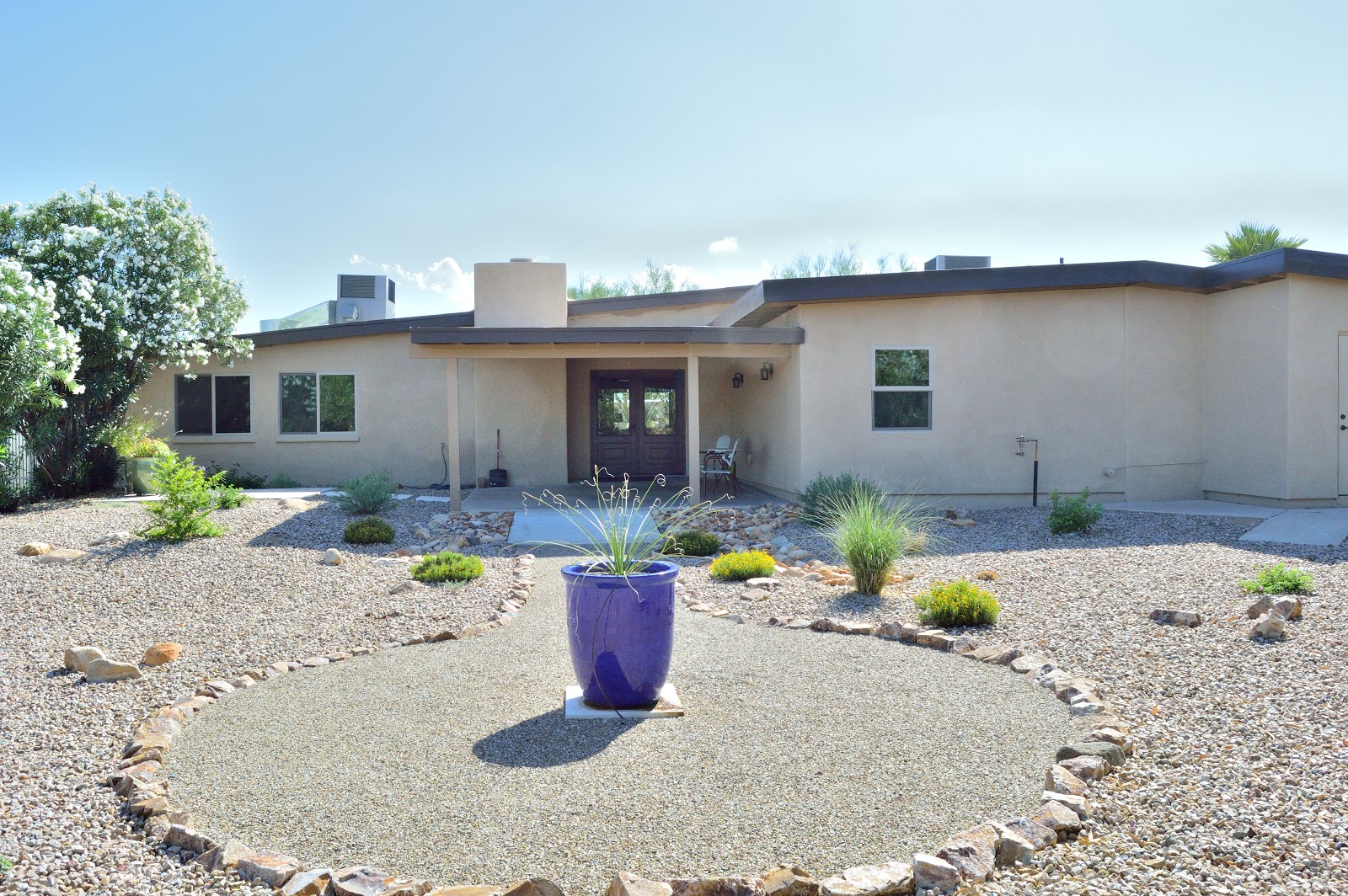 Casas Adobes Assisted Living