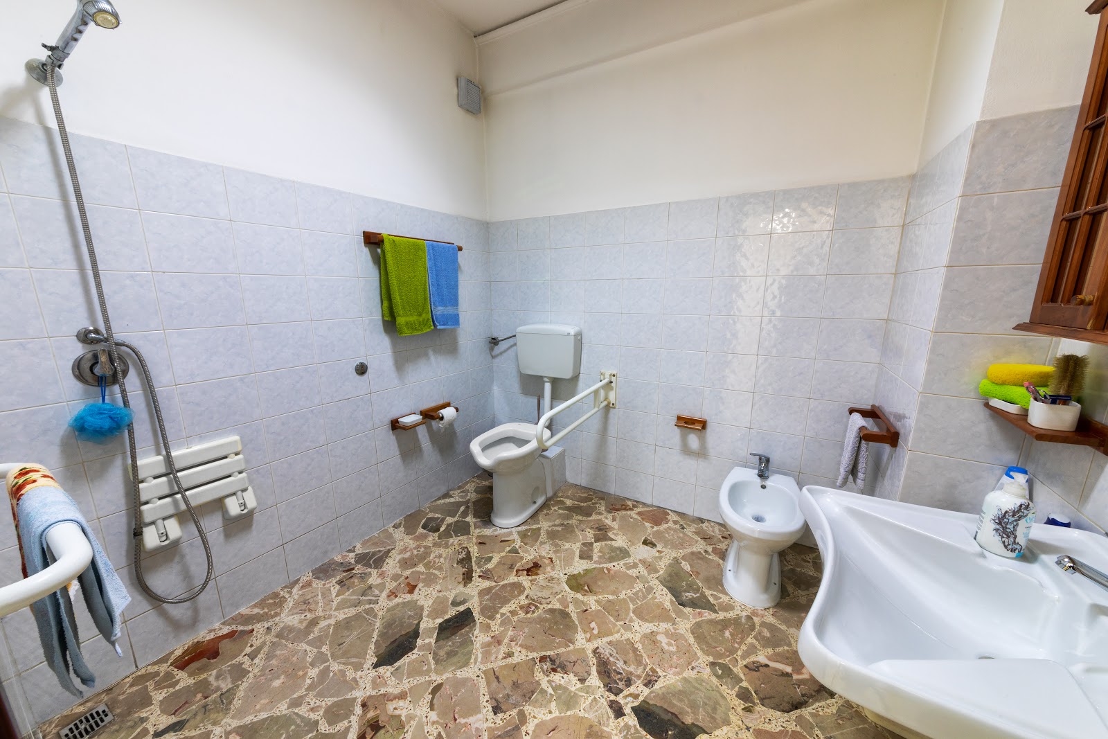 Aurora - Azzurra - Casa Famiglia - Casa di Riposo - Comunità Alloggio x Anziani