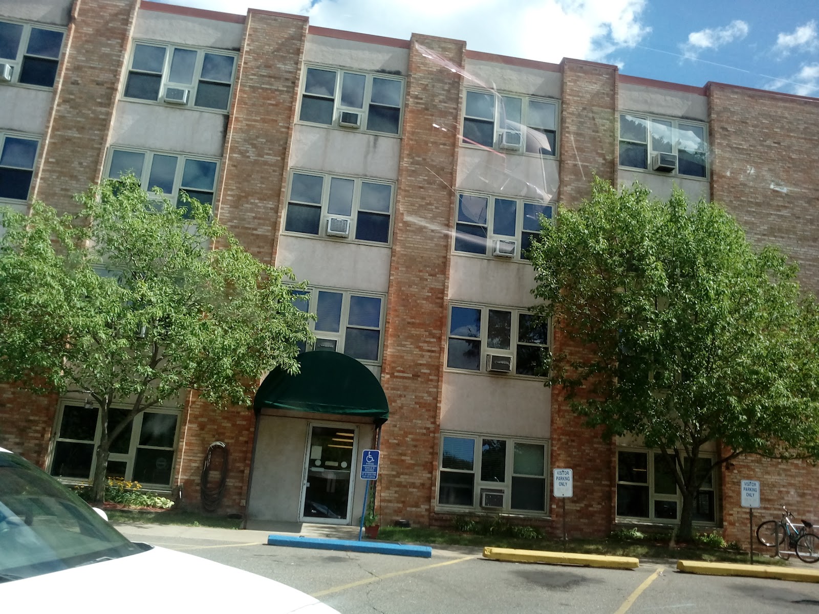 The Villas at Robbinsdale